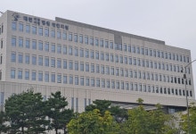 10대 아들 모텔에 나흘 방치한 중국 국적 친모…법원 "한 번 더 기회"