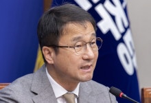 한병도, 국힘 당의 서거 조롱과 대통령 부모 묘소 정쟁 비판