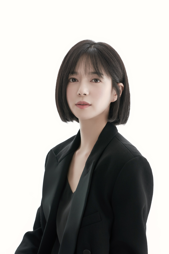 <b>이엘리야</b>, 한석규 소속사 <b>전속계약</b>