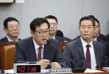 대통령 비서실장 "이달 중 대통령 입장 표명 있을 것"