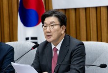 권성동 "민주, 최 대행 체제 흔들기 돌입…민생은 내팽개쳐"