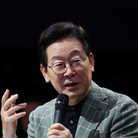 이 대통령 지지율 56%…민주당 39% 국민의힘 23%ㅣNBS