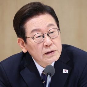 이 대통령 "코스피 3800 넘는게 정상...비생산적 투기 차단해"