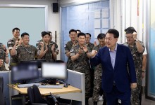 계룡대 방문해 이틀간 군 장병 격려…尹, 4박 5일 '민생·안보 휴가' 마무리