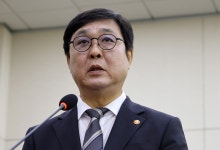문체부장관, '암살자' 논란과 유해진 신변 위협에 엄정 대응 요청