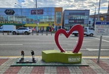 프로야구 선수 조형물 파손한 20대 입건, 북구 손해배상 청구