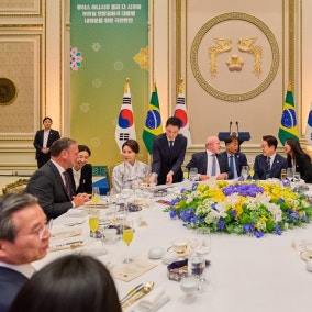 “구민회관보다 못한 靑 영빈관”…이번엔 바꿀까