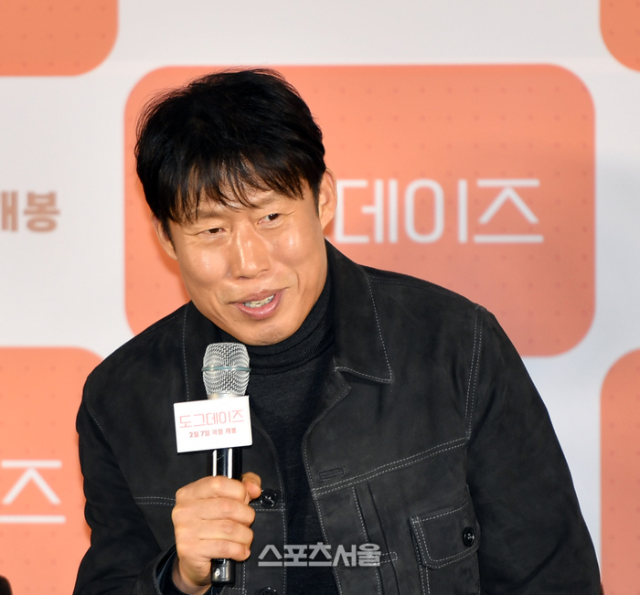 ‘<b>도그데이즈</b>’ 유해진 “무지개다리 건넌 <b>반려견</b> 겨울이, 가슴에 묻었다”[S...
