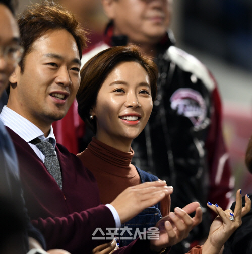 ‘파경’ <b>황정음</b>, <b>이혼 사유</b>는 불륜이었나…“바람 피는 놈 알고 만나냐” 분...