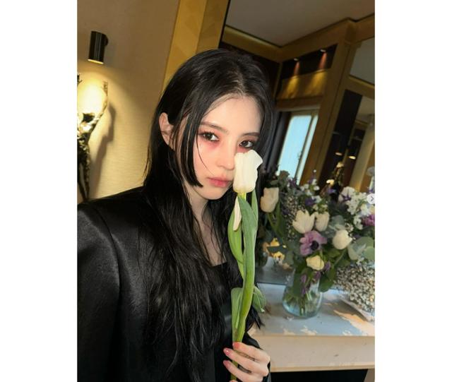 <b>한소희</b>, <b>류준열과</b> 열애 <b>인정</b> "혜리에게 사과할 것"