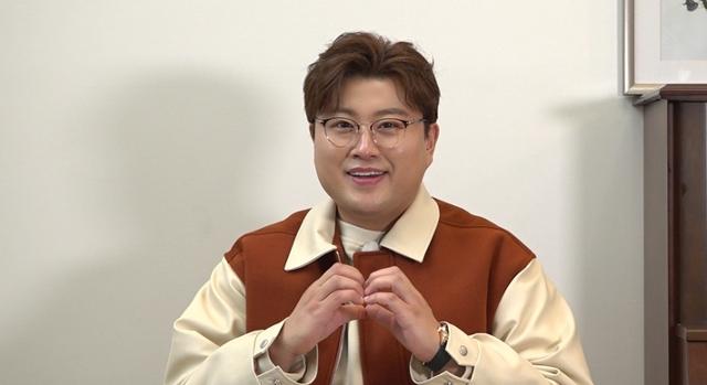 <b>김호중</b> "새 앨범, '남자의 이야기'"...컴백 예고 ('<b>홈즈</b>')