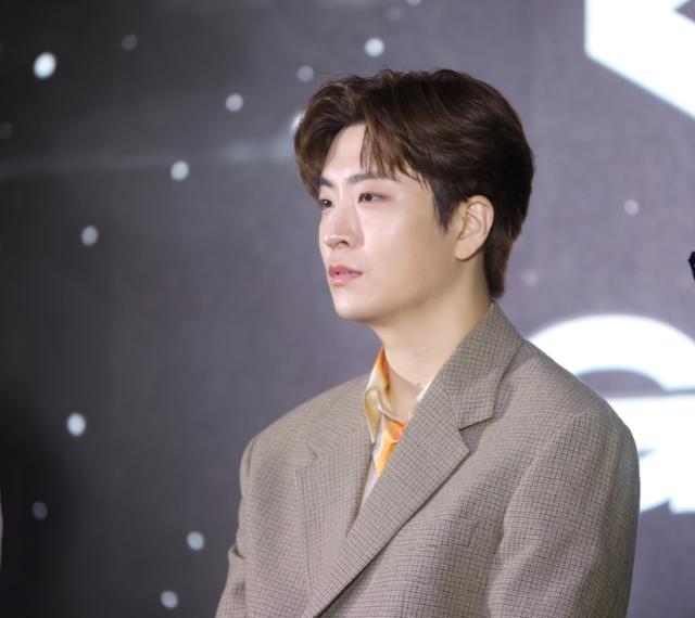 <b>갓세븐 영재</b>, <b>써브라임</b> 떠난다..."계약 종료 합의"