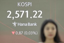 '밸류업'에도 빠져나가는 외국인... 지난달 2조5000억 던졌다