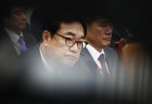 野 "김 여사·명태균 두 명에게 국정농단 당해"...정진석 "이재명 살리려는 정치 캠페인"