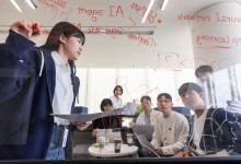 KT의 AI 승부수... 'AX 별동대' 위해 전문 인력 100명 넘게 뽑는다