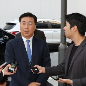 'CIA에 계엄 옹호' 의혹 홍장원 조사... 계엄 가담 혐의 합참 차장도 소환