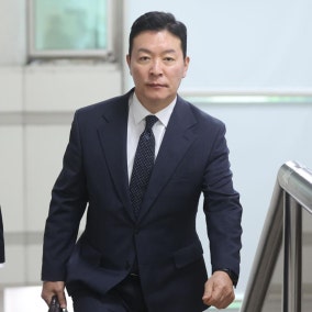 경찰, '尹 선상 파티' 의혹 보완수사…'불송치' 김건희도 재수사 가능