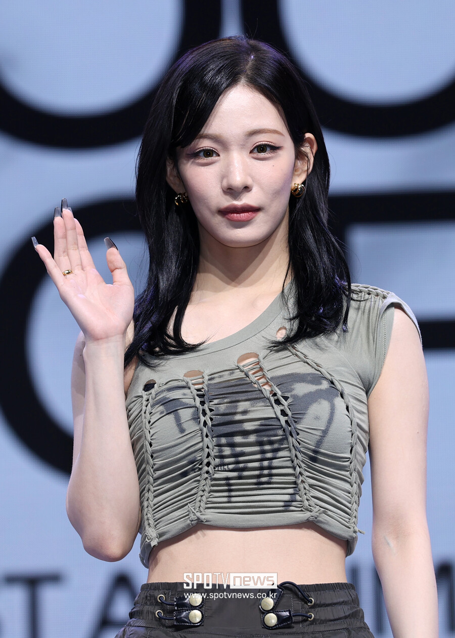 <b>프로미스나인 이채영</b>, <b>컨디션</b> 난조 "향후 활동 유동적"[전문]