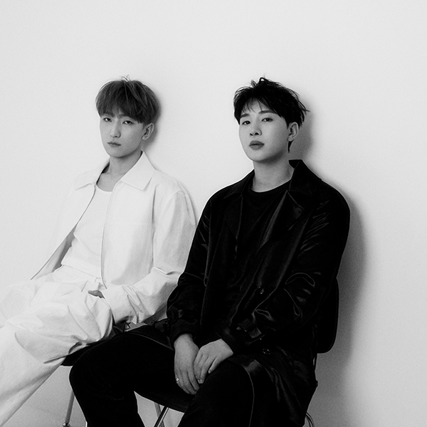 <b>멜로망스</b>, '사랑과 <b>우정사이</b>' <b>리메이크</b>…오태호 프로젝트 '필어게인' 첫 싱글...