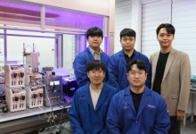 KAIST, 로봇과 빛으로 신약 후보 24시간 무인 합성 기술 개발