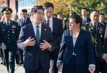 김용현, 美 해군 해양시스템사령부 방문…"유·무인 복합체계 공조"