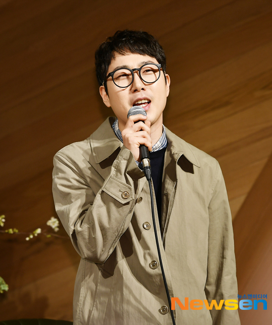 암표에 칼 빼든 <b>장범준</b>, 공연 <b>추첨제</b>로 변경 “좌석 랜덤 배정”