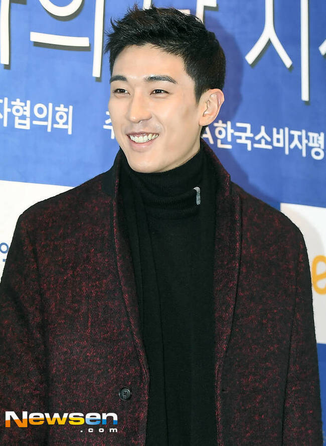<b>강경준</b> 불륜설 속 상대 <b>여성</b>, 무단결근 잠적