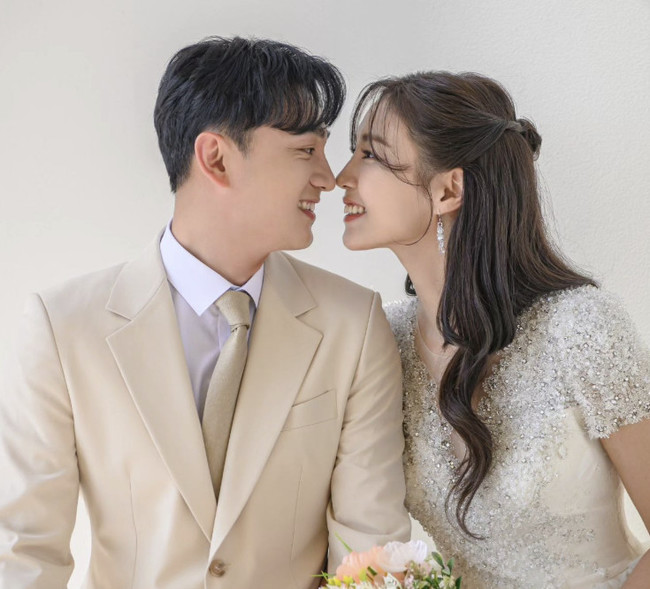 재혼 정인영<b>윤석현</b> 쌍둥이 임신 “40살에 다태아, 고위험 산모지만 씩씩” ...
