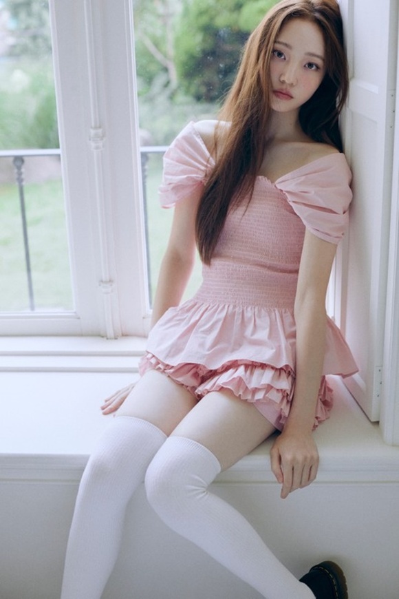 <b>하이브</b> 걸그룹 아일릿, <b>영서</b> 탈퇴해 5인조 <b>데뷔</b>