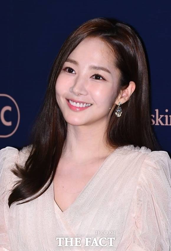 <b>박민영</b>, 전 남친 <b>생활비</b> 지원 의혹에 "계좌가 사용된 것뿐"
