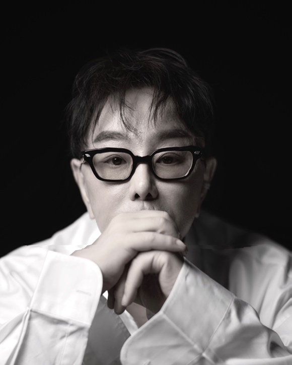 "음악은 나의 일기"…<b>가수</b>로 변신한 <b>정구호</b>의 '눈부시다'(종합)