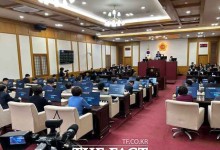 대구에 '박정희 동상' 2개 세운다…대구시의회, 기념사업 조례안 의결