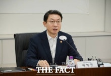 이억원 금융위원장 "정책금융·금융사·자본시장 3대 생산적 전환 추진"