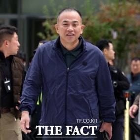 명태균, 오세훈 대질조사 마쳐…11시간 만에 귀가