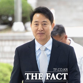 '명태균 여론조사 의혹' 오세훈 공판 출석...지선 이후 결심