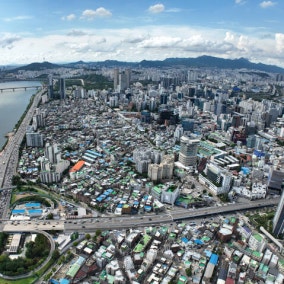 "문턱 너무 높다"…조합 과도한 입찰 조건에 건설사 '발끈'