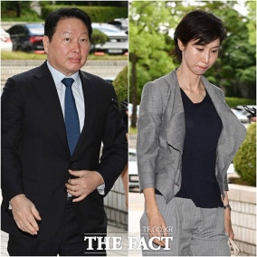 재산 분할 파기환송심 2차 변론기일 출석하는 최태원 회장과 노소영 관장