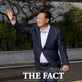 '명태균 무상 여론조사' 윤석열 1심 선고…김건희는 무죄