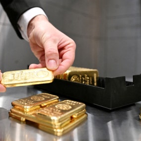 Gold gains on softer dollar, traders eye Trump's tariff plans