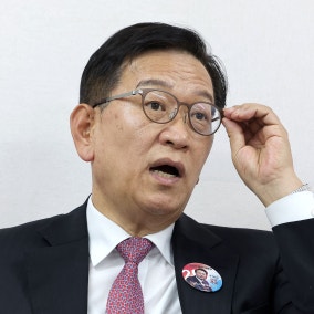 Yoon surrogate decries 'liberal bias' at Constitutional Court as impeachment trial continues