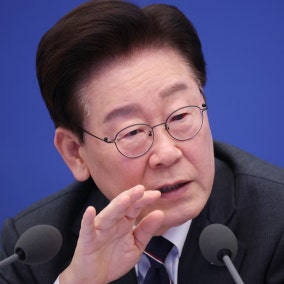 이 대통령, CPTPP 연내 신청 보류 지시…"농어민 소통·신뢰 회복이 우선"