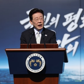 이 대통령 지지율 37% 제자리…부동산 정책 부정 평가 61%