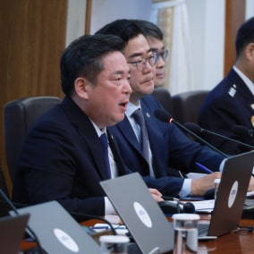 이 대통령 "시·도, 시·군·구 현장의 생각과 행동에 국정과제 성과 좌우"…자살예방 정책 등 협력 당부