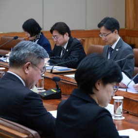 이 대통령 "강력범죄는 전쟁을 선포한다는 각오로 임해야"