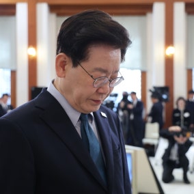 이 대통령, "모든 참사·재난에서 국민 생명 제대로 지켜줬는지 뼈아프게 반성해야"