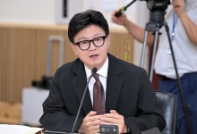 강경화 발언에 한동훈 "靑, 찌질하게 압박 말라" 반박