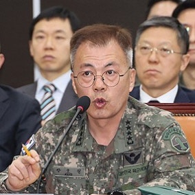 "비상계엄 군 동원 참담" 강호필 전 육군 지작사령관 구속심사