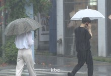 전국 곳곳서 30~50mm 소나기..열대야에 폭염도