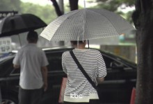 '가을 폭염' 한풀 꺾인다..전국 흐리고 곳곳 비