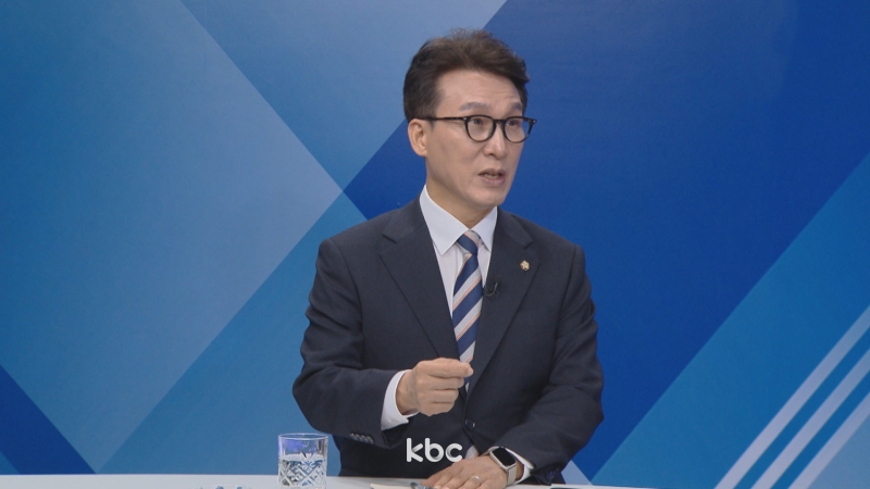 김민석 "악마 검찰, 3년 구형에 이재명 '웃음'..무기징역을 구형한들, 무죄"[여의도초대석]